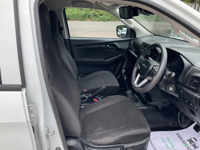 2021 Isuzu D-Max 1.9 Utility Double Cab 4X4 (YK71ZBY) Image 16