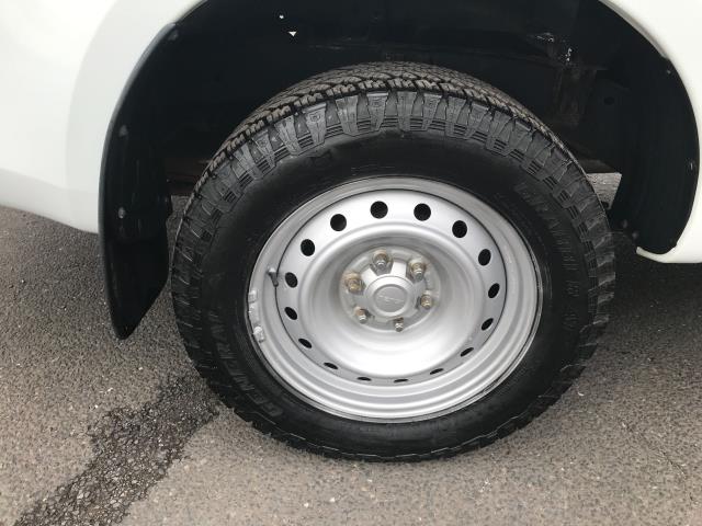 2021 Isuzu D-Max 1.9TD DOUBLE CAB 4X4 UTILITY 136PS EURO 6 (YK71ZFA) Image 16