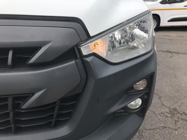 2021 Isuzu D-Max 1.9TD DOUBLE CAB 4X4 UTILITY 136PS EURO 6 (YK71ZFA) Image 41