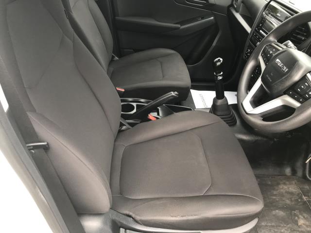2021 Isuzu D-Max 1.9TD DOUBLE CAB 4X4 UTILITY 136PS EURO 6 (YK71ZFA) Image 9