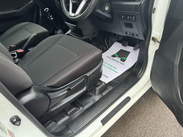 2021 Isuzu D-Max 1.9 Utility Double Cab 4X4 (YK71ZFD) Image 17