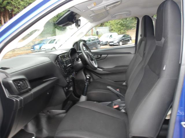 2021 Isuzu D-Max 1.9 Utility Double Cab 4X4 (YK71ZFX) Image 16