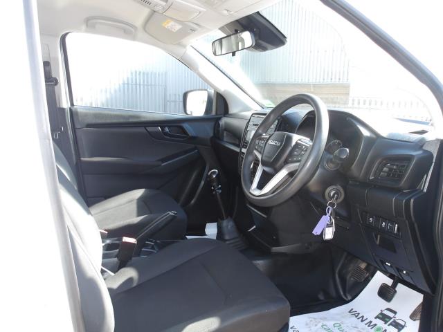 2022 Isuzu D-Max 1.9 Utility Double Cab 4X4 (YK72ZBP) Image 13