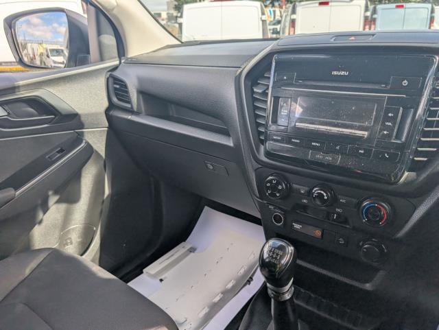 2022 Isuzu D-Max 1.9 Utility Double Cab 4X4 (YK72ZBU) Image 26