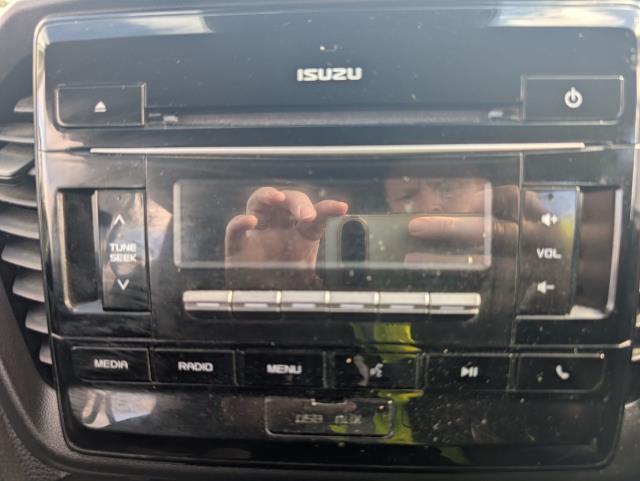 2022 Isuzu D-Max 1.9 Utility Double Cab 4X4 (YK72ZBU) Image 21