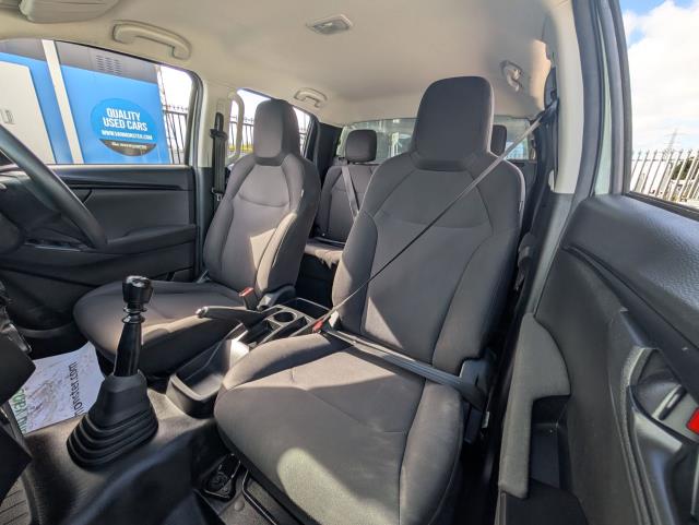 2022 Isuzu D-Max 1.9 Utility Double Cab 4X4 (YK72ZBU) Image 11