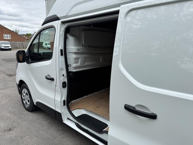 2022 Renault Trafic Sh30 Blue Dci 150 **High Roof Business Van (YK72ZTR) Image 44