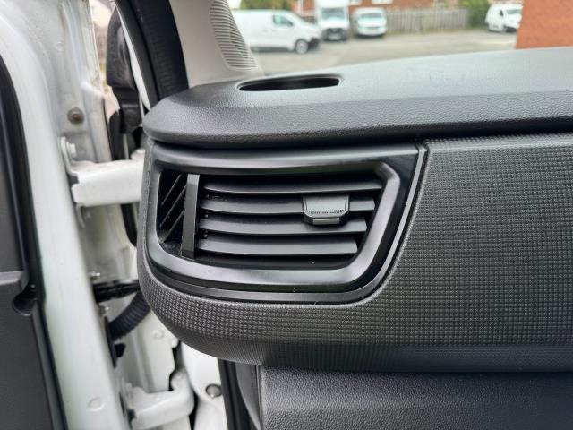 2022 Renault Trafic Sh30 Blue Dci 150 **High Roof Business Van (YK72ZTR) Image 42