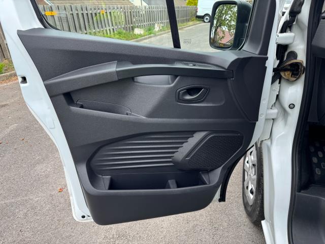 2022 Renault Trafic Sh30 Blue Dci 150 **High Roof Business Van (YK72ZTR) Image 39