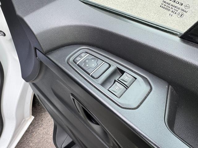 2022 Renault Trafic Sh30 Blue Dci 150 **High Roof Business Van (YK72ZTR) Image 19