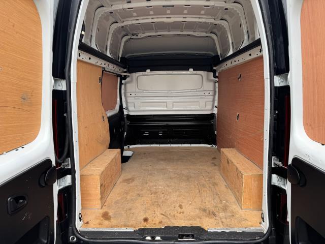 2022 Renault Trafic Sh30 Blue Dci 150 **High Roof Business Van (YK72ZTR) Image 48