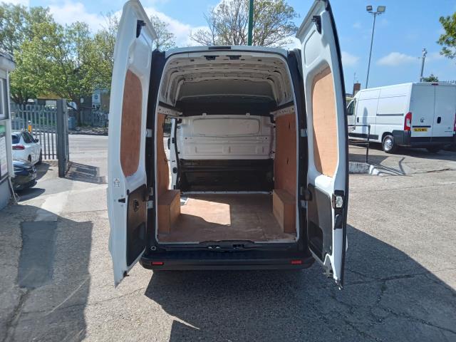 2022 Renault Trafic Sh30 Blue Dci 150 High Roof Business Van (YK72ZTW) Image 11