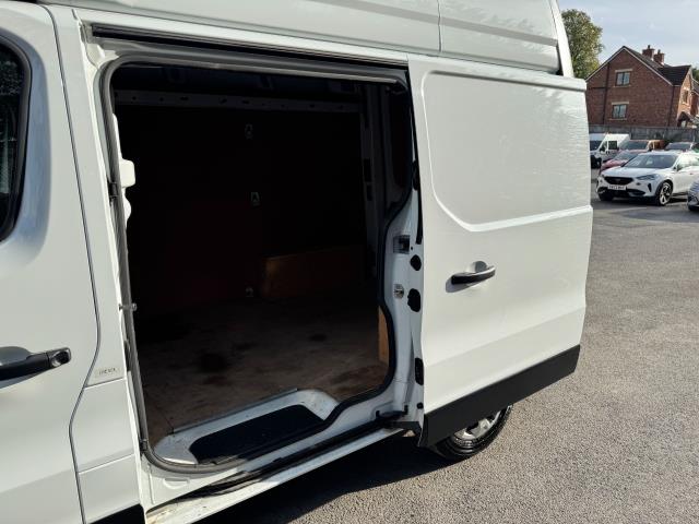 2022 Renault Trafic L1 H1 Sh30 Blue Dci 2.0 150 High Roof Business Van (YK72ZVB) Image 45