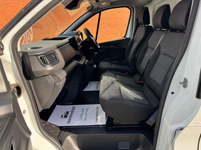 2022 Renault Trafic L1 H1 Sh30 Blue Dci 2.0 150 High Roof Business Van (YK72ZVB) Image 36