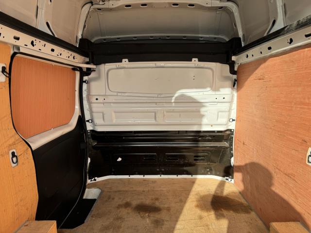 2022 Renault Trafic L1 H1 Sh30 Blue Dci 2.0 150 High Roof Business Van (YK72ZVB) Image 49
