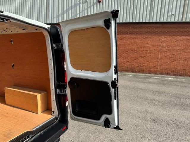 2022 Renault Trafic Sl30 Blue Dci 130 Business Van (YK72ZVE) Image 57
