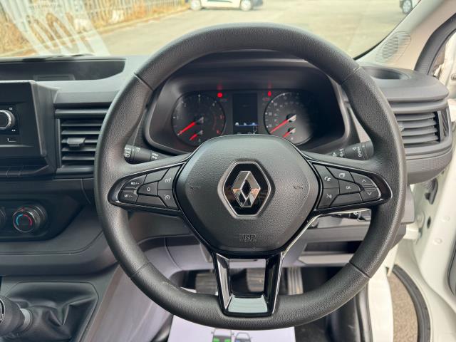 2022 Renault Trafic Sl30 Blue Dci 130 Business Van (YK72ZVE) Image 22