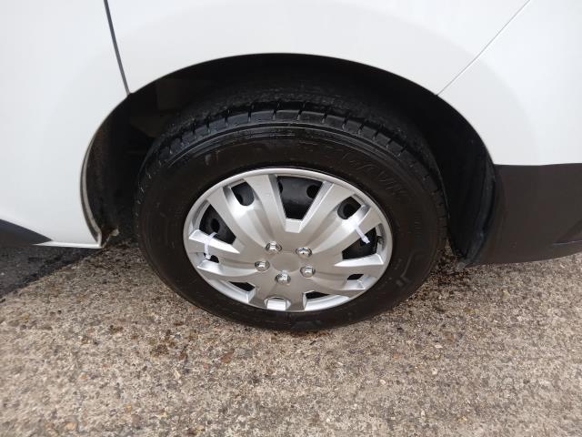 2022 Renault Trafic Sl30 Blue Dci 130 Business Van (YK72ZVM) Image 29