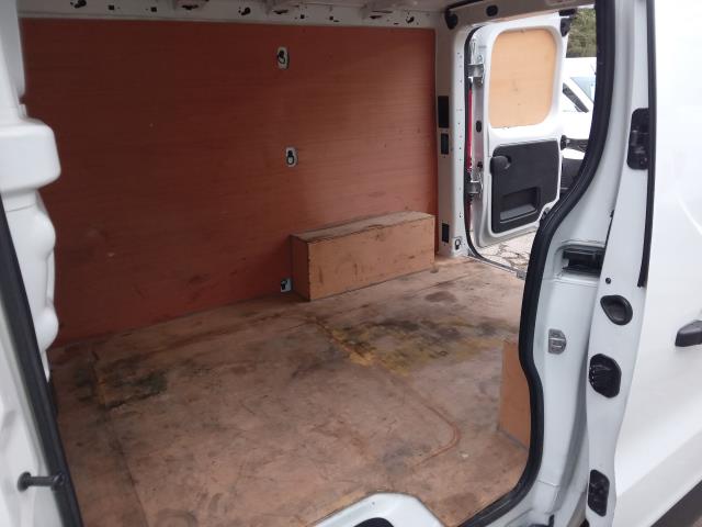 2022 Renault Trafic Sl30 Blue Dci 130 Business Van (YK72ZVM) Image 15