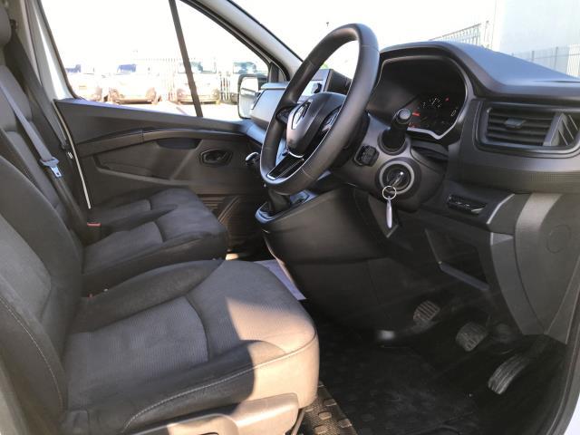 2022 Renault Trafic SL30 L1 H1 BLUE DCi 130PS BUSINESS  EURO 6 (YK72ZVS) Image 21