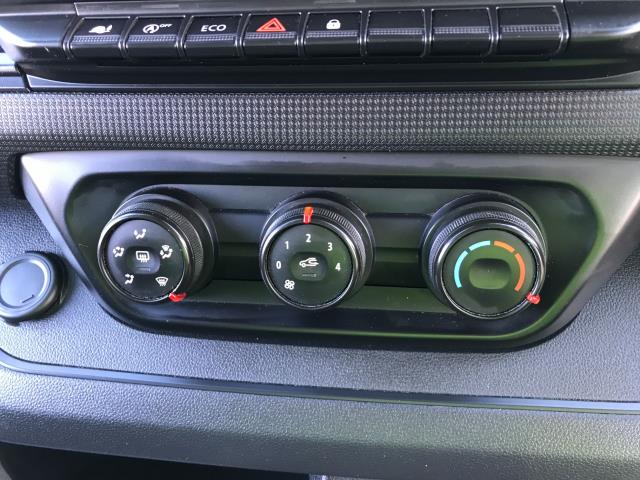 2022 Renault Trafic SL30 L1 H1 BLUE DCi 130PS BUSINESS  EURO 6 (YK72ZVS) Image 30