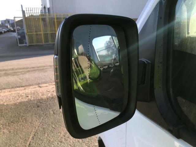 2022 Renault Trafic SL30 L1 H1 BLUE DCi 130PS BUSINESS  EURO 6 (YK72ZWJ) Image 41