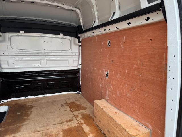 2022 Renault Trafic Sh30 Blue Dci 150 **High Roof Business Van (YK72ZXN) Image 52