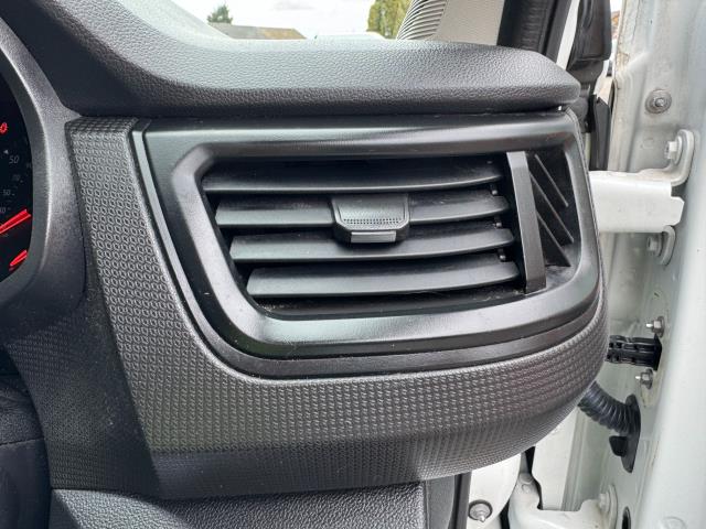 2022 Renault Trafic Sh30 Blue Dci 150 **High Roof Business Van (YK72ZXN) Image 28