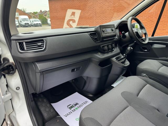 2022 Renault Trafic Sh30 Blue Dci 150 **High Roof Business Van (YK72ZXN) Image 36