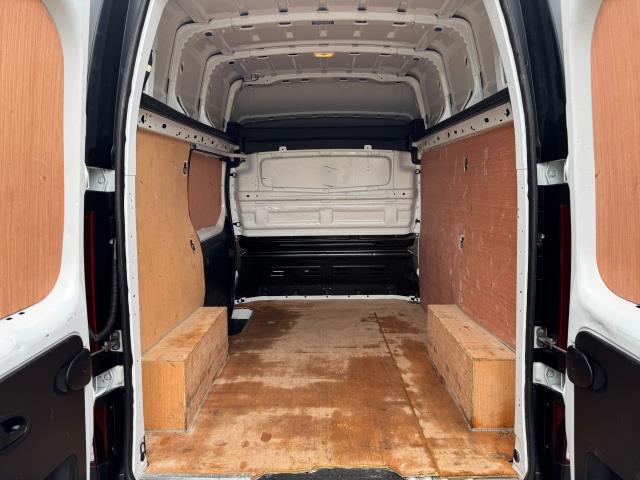 2022 Renault Trafic Sh30 Blue Dci 150 **High Roof Business Van (YK72ZXN) Image 49