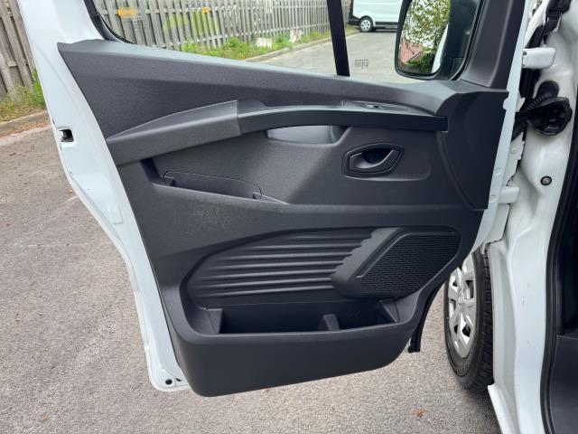 2022 Renault Trafic Sh30 Blue Dci 150 **High Roof Business Van (YK72ZXN) Image 40