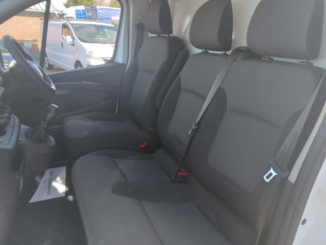 2022 Renault Trafic Lh30 Blue Dci 150 High Roof Business Van (YK72ZZC) Image 24