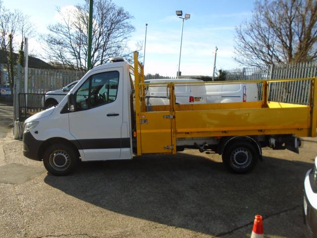 2019 Mercedes-Benz Sprinter 314CDi L2 Traffic Management Dropside  (YL19UXN) Image 6