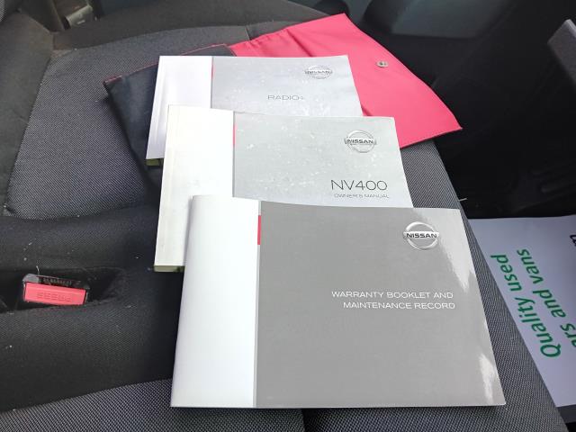 2021 Nissan Nv400 F35 SINGLE CAB 13FT DROPSIDE 150PS TEKNA EURO 6 AIR CON (YN71DLO) Image 29