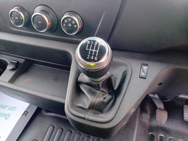 2021 Nissan Nv400 F35 SINGLE CAB 13FT DROPSIDE 150PS TEKNA EURO 6 AIR CON (YN71DLO) Image 12