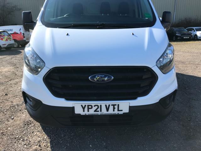 2021 Ford Transit Custom 2.0 Ecoblue 105Ps High Roof Leader Van Euro 6 *Restricted to 70 MPH* (YP21VTL) Thumbnail 15