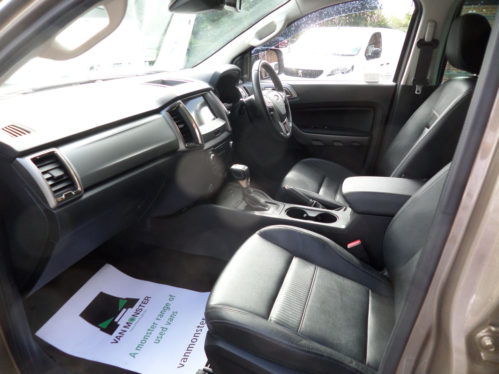 2020 Ford Ranger Pick Up Double Cab Limited 1 2.0 Ecoblue 170 Auto Euro 6 (YP70USH) Thumbnail 8