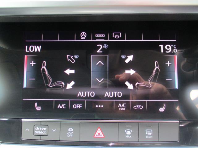 2021 Audi A6 40 Tfsi Sport 4Dr S Tronic [Tech Pack] (YP71UOT) Image 23