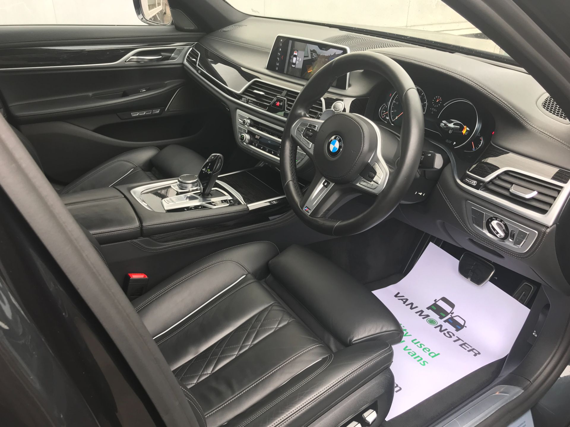 2018 BMW 7 Series 730D M Sport 4Dr Auto (KM18KNS) Thumbnail 5