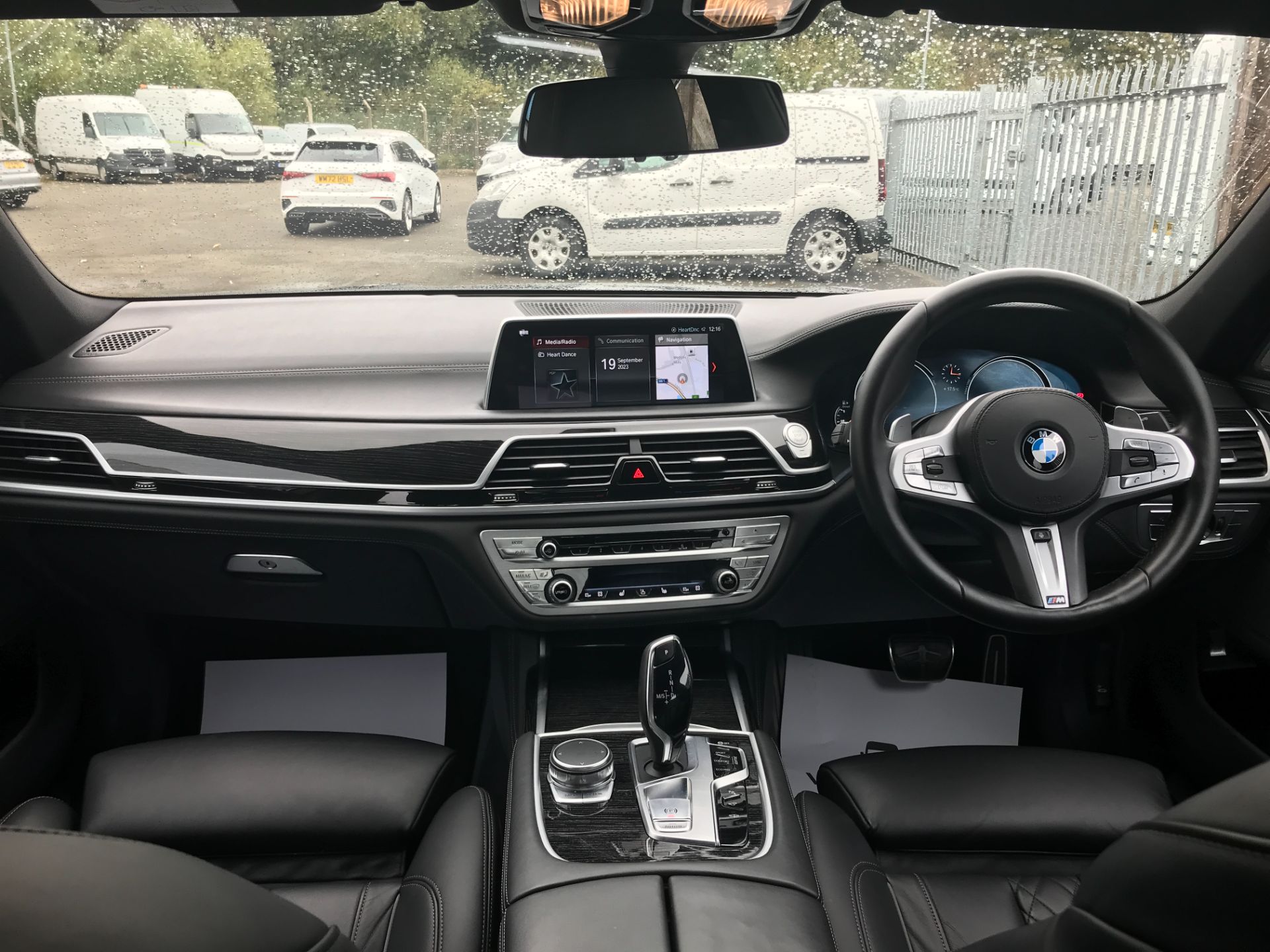 2018 BMW 7 Series 730D M Sport 4Dr Auto (KM18KNS) Image 16