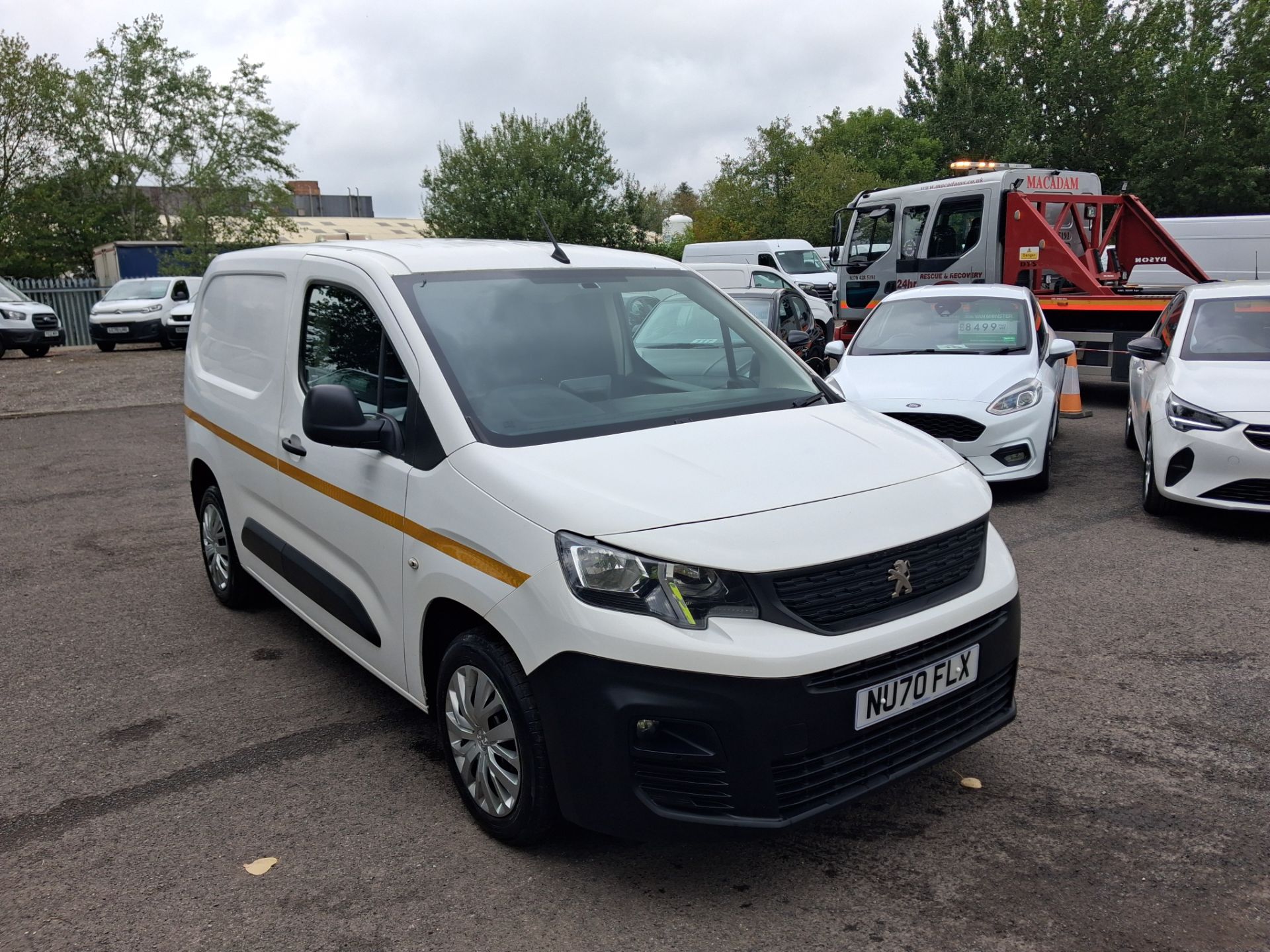 2020 Peugeot Partner 1000 1.5 Bluehdi 100 Professional Van (NU70FLX)